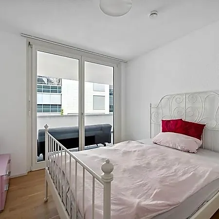 Design With Balcony And In Location 4* Boeblingen