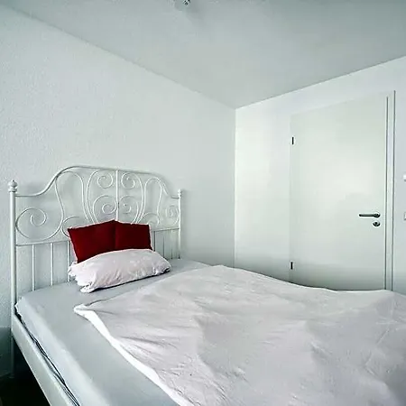 Design With Balcony And In Location 4* Boeblingen